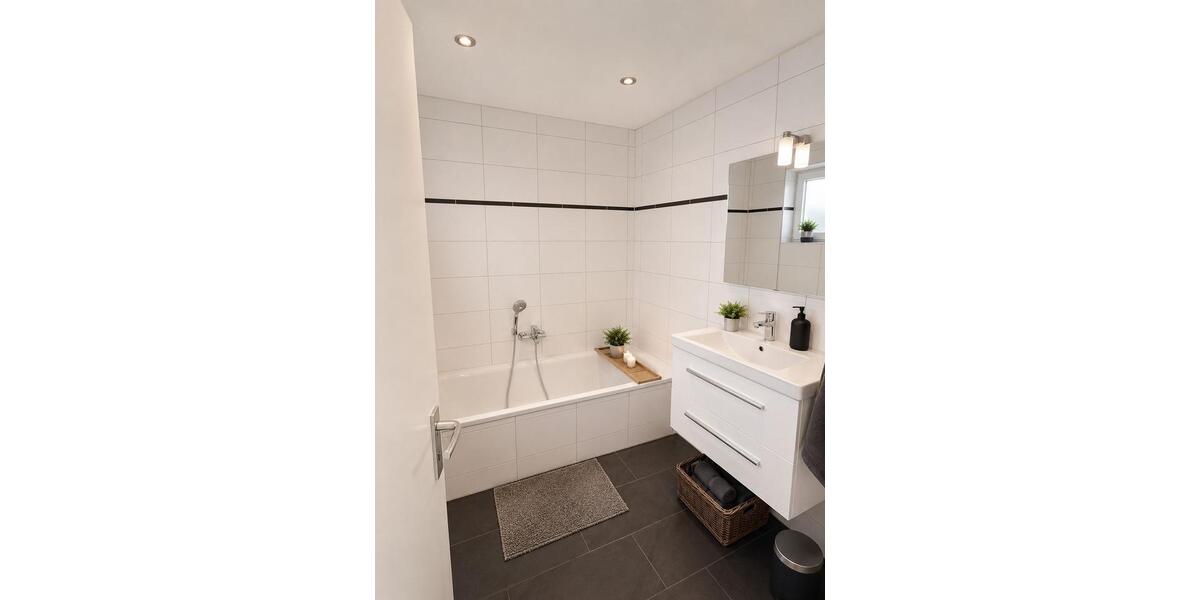 Reihenhaus Essen Stadtbezirk IV - 4 Zimmer, 105 m&sup2;, 359.000&euro; | Angebot:26852323