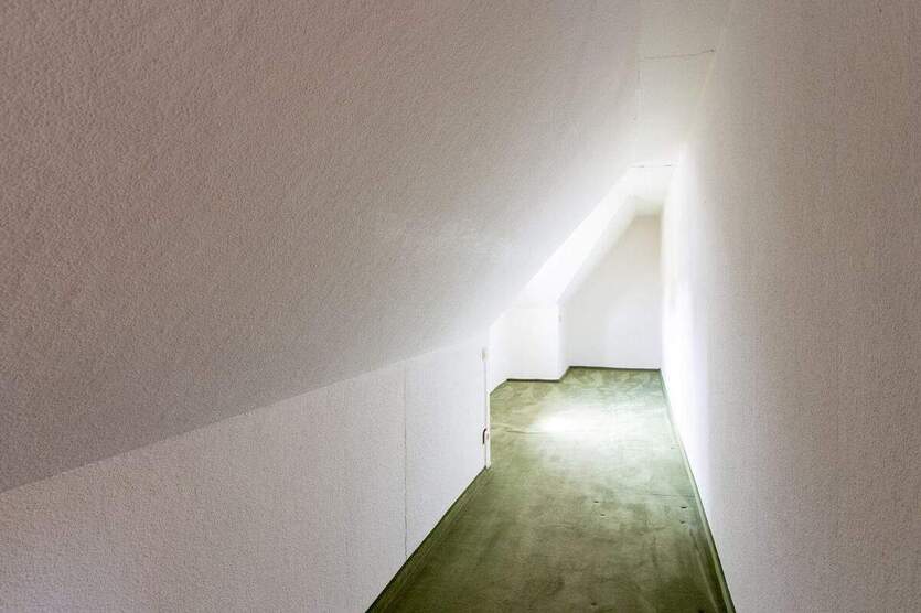 Blömker! Freistehendes Einfamilienhaus mit traumhaften Garten und zwei Garagen am Wittringer Wald! 4 zimmer