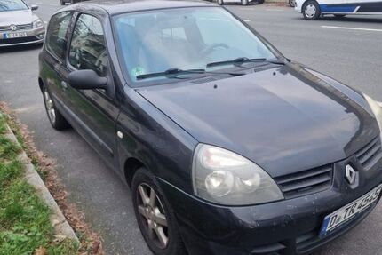 Renault Clio 168.000 km 1.650 &euro; Düsseldorf 40233