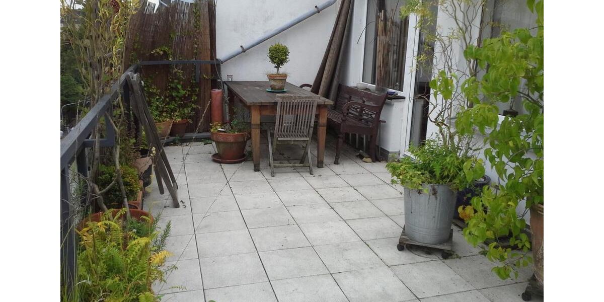 Terrassenwohnung Düsseldorf Pempelfort - 1 Zimmer, 40 m&sup2;, 250.000&euro; | Angebot:27281592