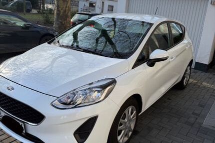 Ford Fiesta 63.000 km 9.600 &euro; Oberhausen 46117