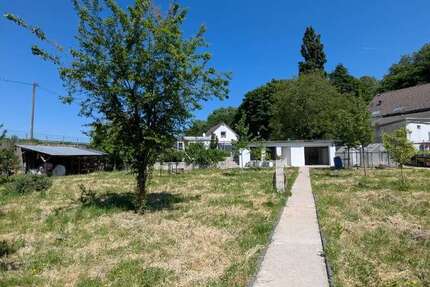 Haus zum Kaufen in Duisburg 465.000 € 171.39 m² 10 zimmer