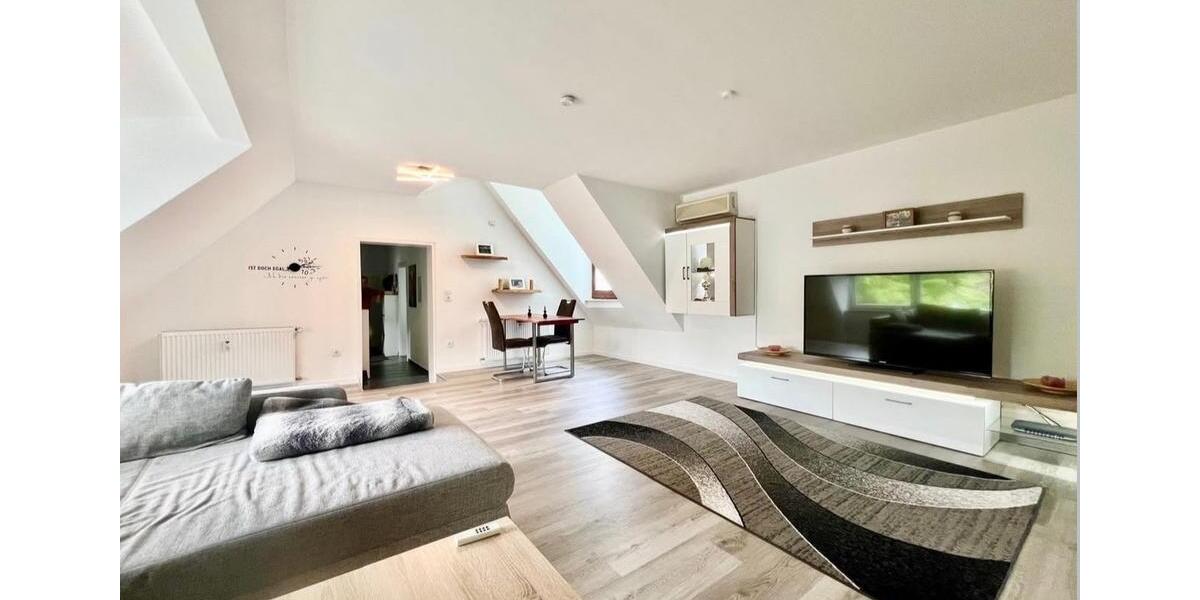 Dachgeschoßwohnung Bochum Bochum-Mitte - 3 Zimmer, 66 m&sup2;, 619&euro; | Angebot:25600760