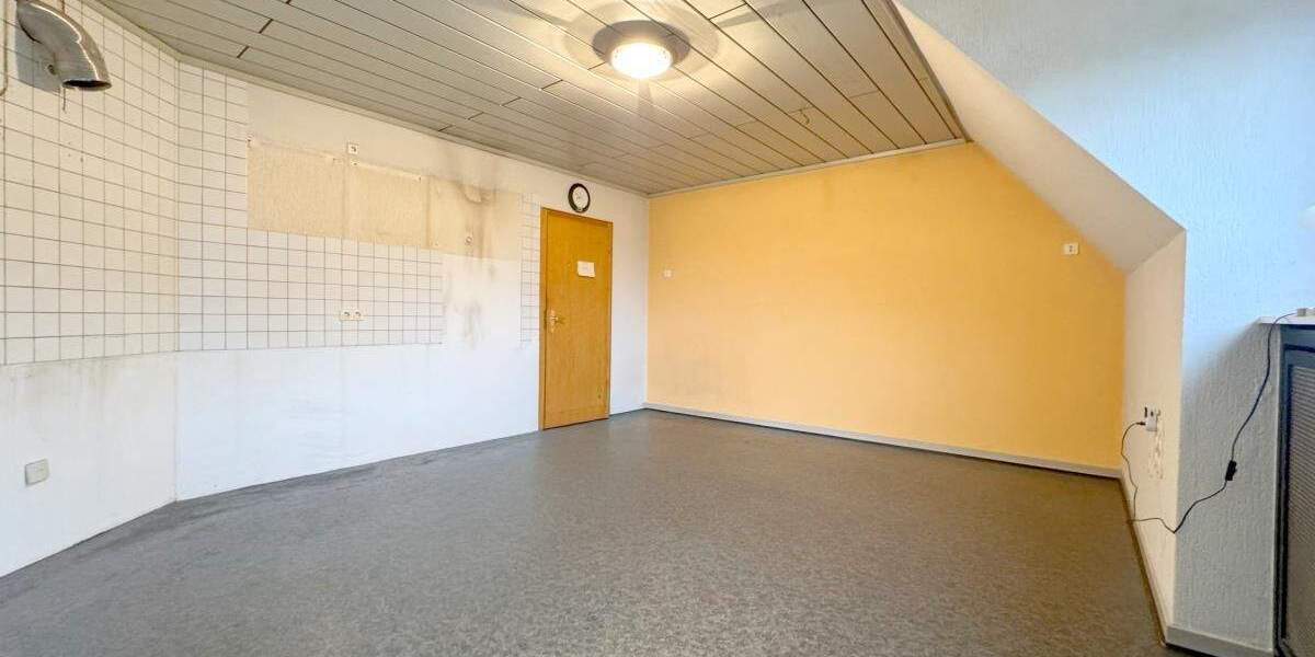 Mehrfamilienhaus, Wohnhaus Oberhausen Sterkrade-Nord - 9 Zimmer, 216 m&sup2;, 759.000&euro; | Angebot:25319533