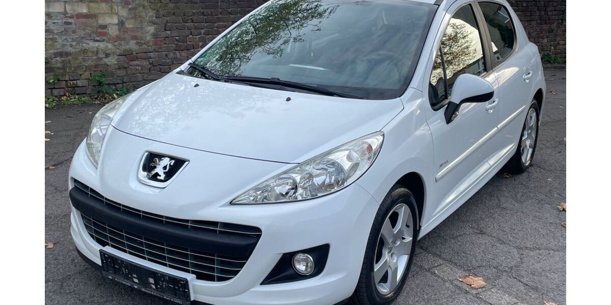 Peugeot 207 167.564 km 3.999 &euro; Krefeld 47799