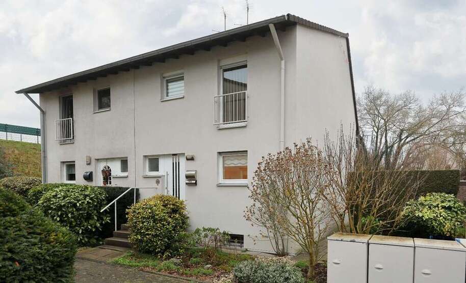 Haus zum Kaufen in Essen 360.000 € 97.9 m²