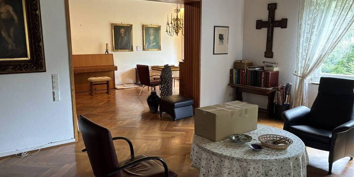 Mehrfamilienhaus, Wohnhaus Krefeld Cracau - 7 Zimmer, 199 m&sup2;, 590.000&euro; | Angebot:23964215