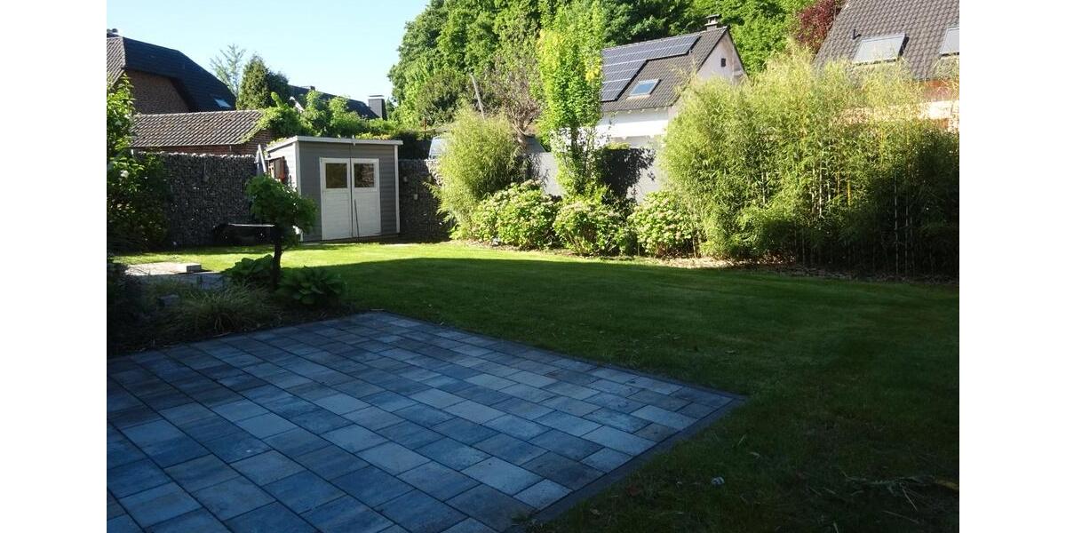 Einfamilienhaus Neukirchen-Vluyn Vluyn - 7 Zimmer, 220 m&sup2;, 599.000&euro; | Angebot:24813142