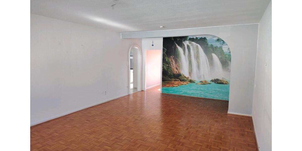 Etagenwohnung Duisburg Hochheide - 5 Zimmer, 120 m&sup2;, 1.500&euro; | Angebot:25294450