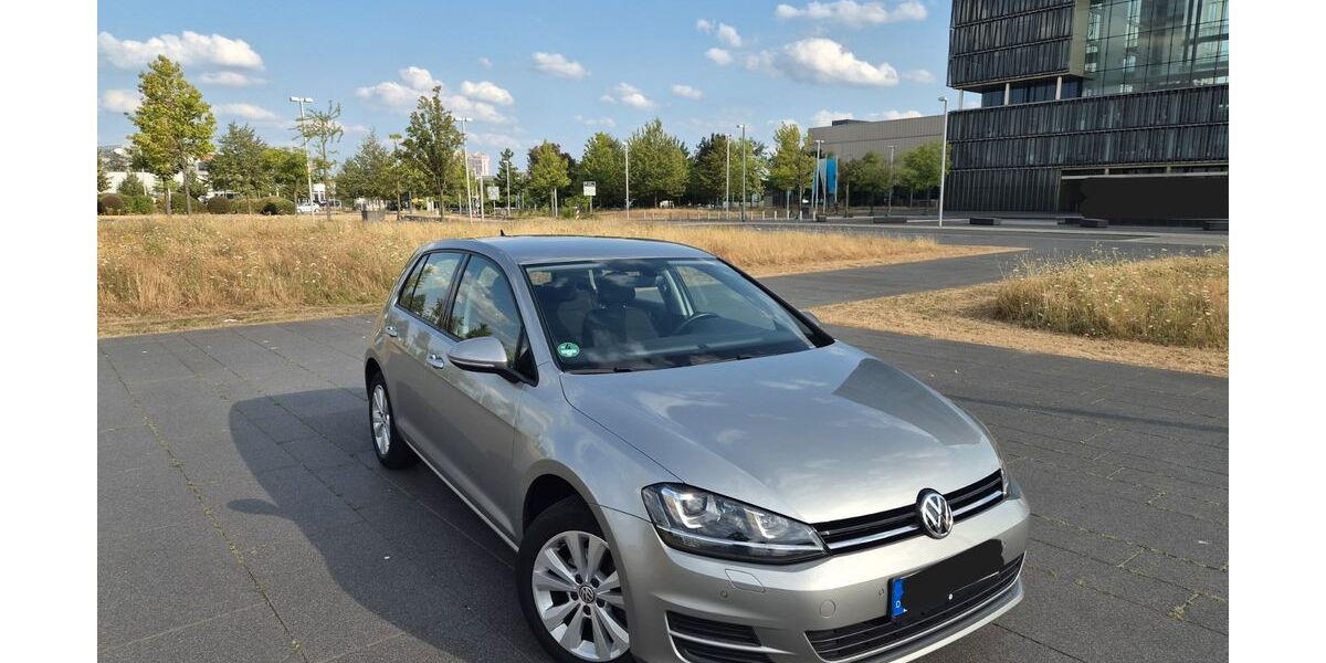 VW Golf 42.000 km 14.900 &euro; Essen 45127