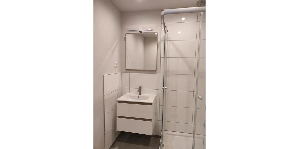 Helle, moderne Wohnung in 2. Etage mit Ausblick 2 zimmer