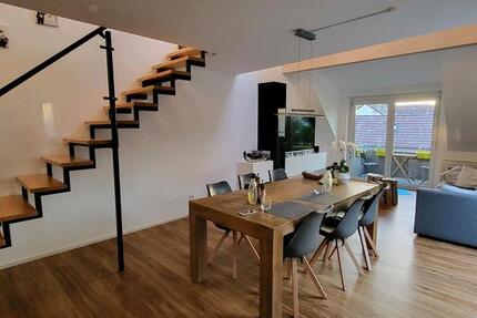 Moderne 4,5 Zi Maisonnete Wohnung in Leonberg Gebersheim