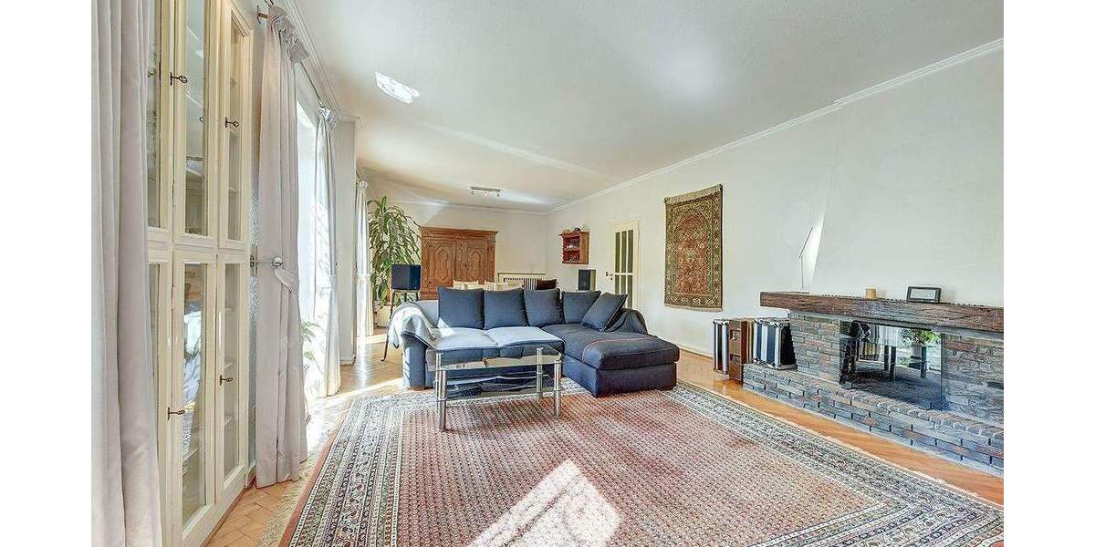 Großzügiges Einfamilienhaus mit weitläufigem Garten und Erweiterungspotenzial 6 zimmer