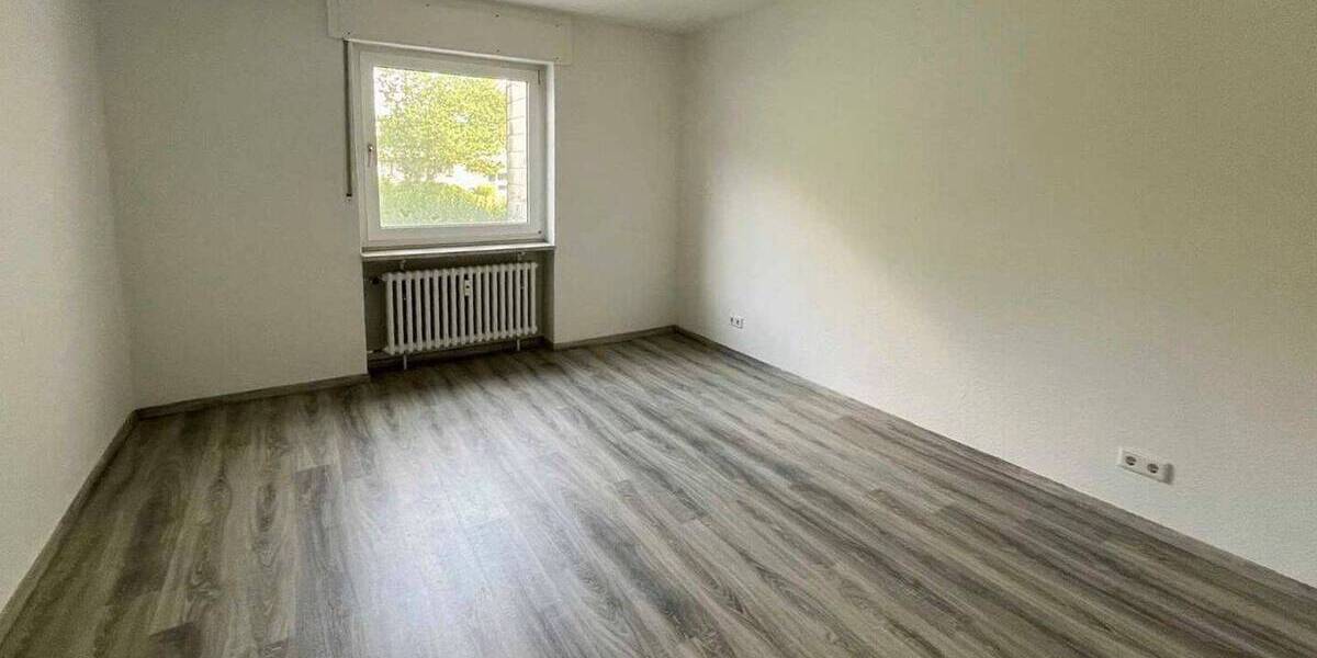 Etagenwohnung Dinslaken Bruch - 6 Zimmer, 152 m&sup2;, 311.000&euro; | Angebot:26790353