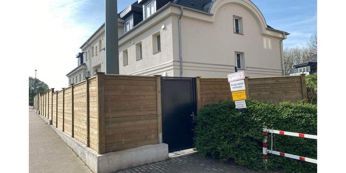 Top-Wohnung im 1. OG mit Balkon, energetisch kernsaniert 3 zimmer