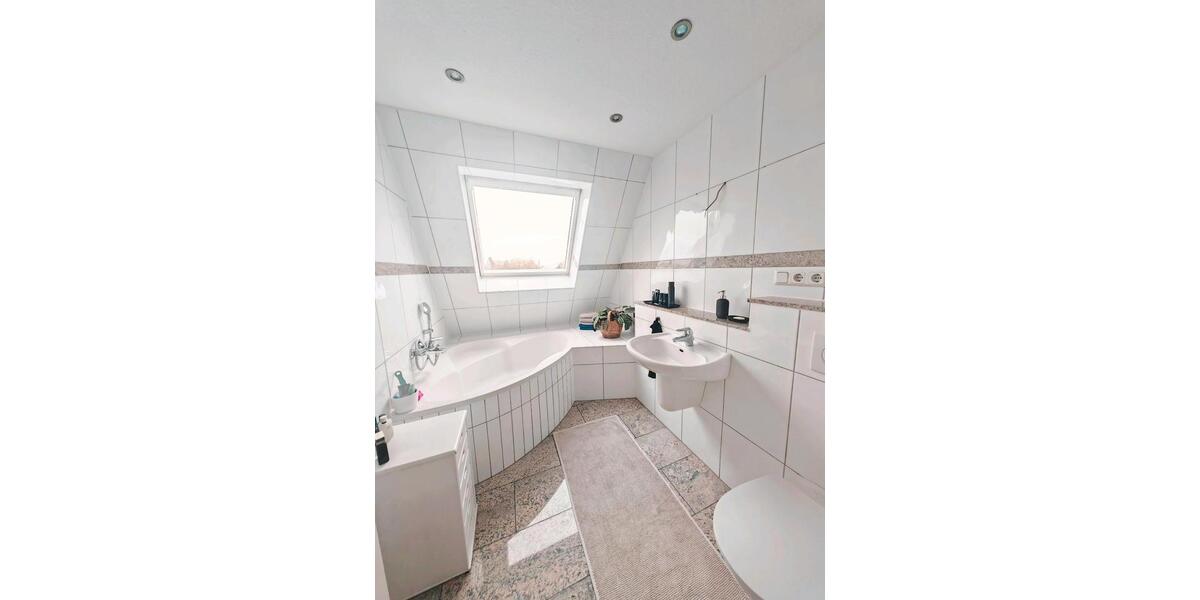 Etagenwohnung Moers Schwafheim - 3 Zimmer, 78 m&sup2;, 325.000&euro; | Angebot:25129730