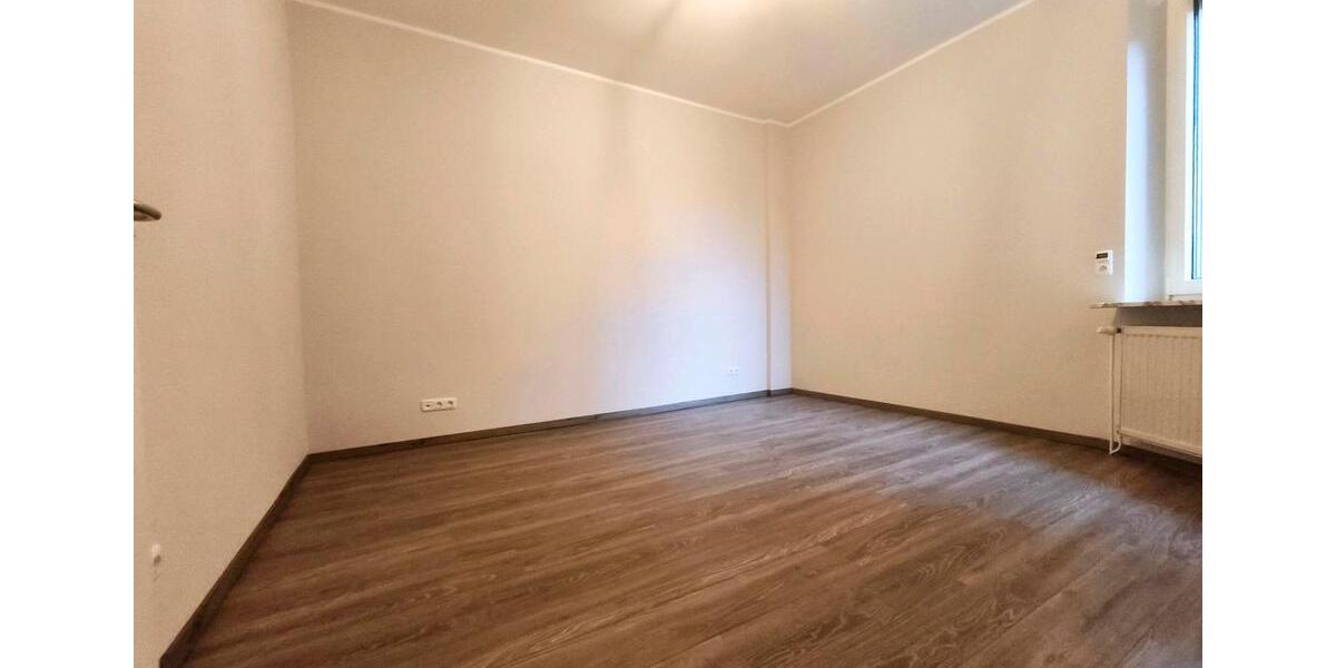 Mietwohnung 2,5 Zimmer umfassend renoviert 2.5 zimmer