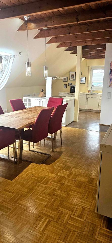 Große und helle Penthouse Wohnung zu verkaufen modernisiert zimmer