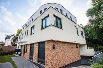 Haus zum Kaufen in Gelsenkirchen 1.680.000 € 490 m² 35 zimmer