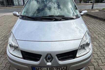 Renault Scenic 220.000 km 990 € Essen 45133