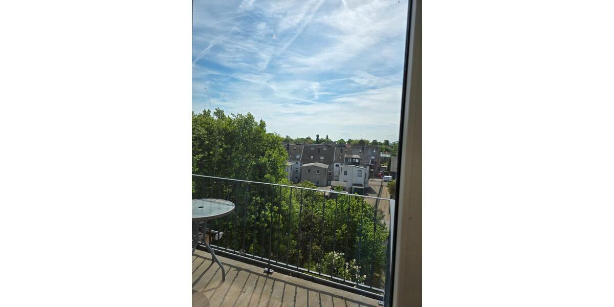 Dachgeschoßwohnung Oberhausen Alstaden - 2 Zimmer, 49 m&sup2;, 380&euro; | Angebot:26407037
