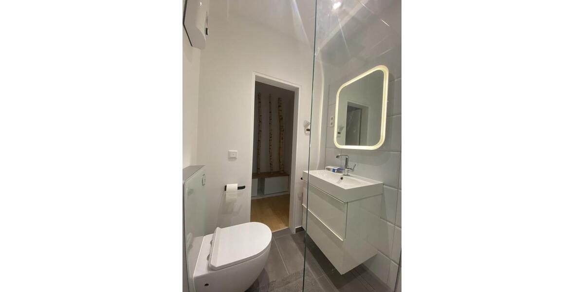 Stilvolles Apartment komplett möbliert mit eigenem Stellplatz vor den Toren Düsseldorfs 1 zimmer