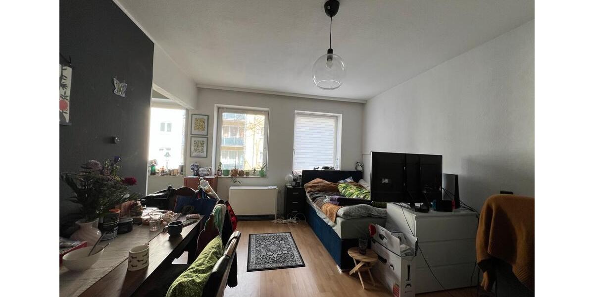 Etagenwohnung Düsseldorf Oberbilk - 1 Zimmer, 28 m&sup2;, 370&euro; | Angebot:25569577