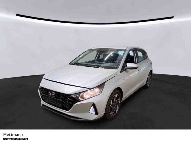 i20