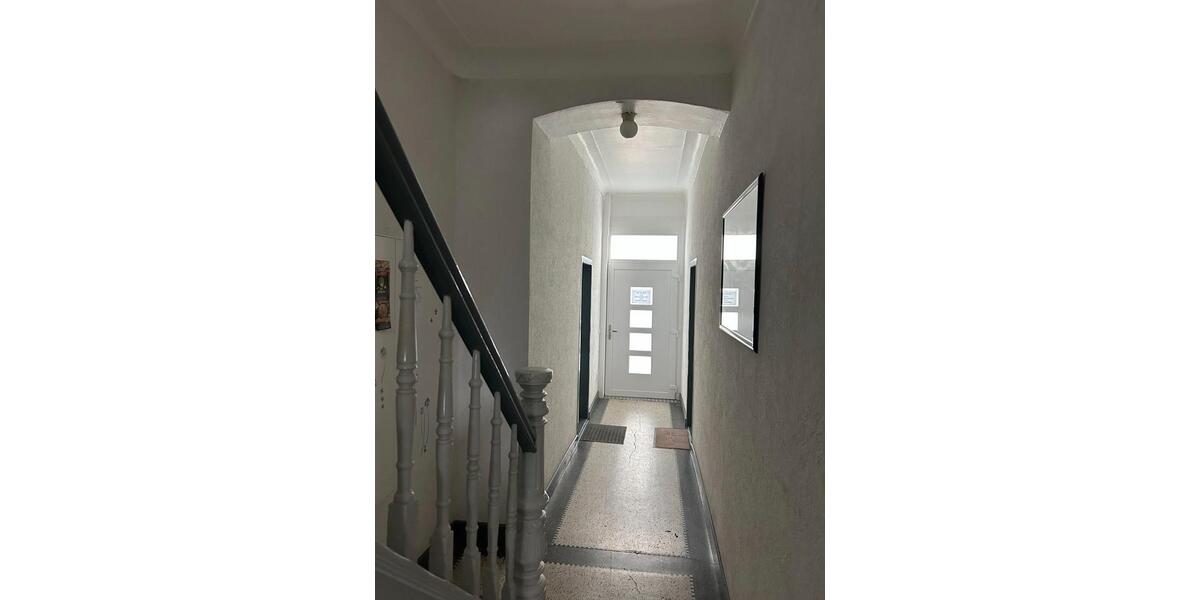 Dachgeschoßwohnung Tönisvorst - 4 Zimmer, 80 m&sup2;, 720&euro; | Angebot:26126042