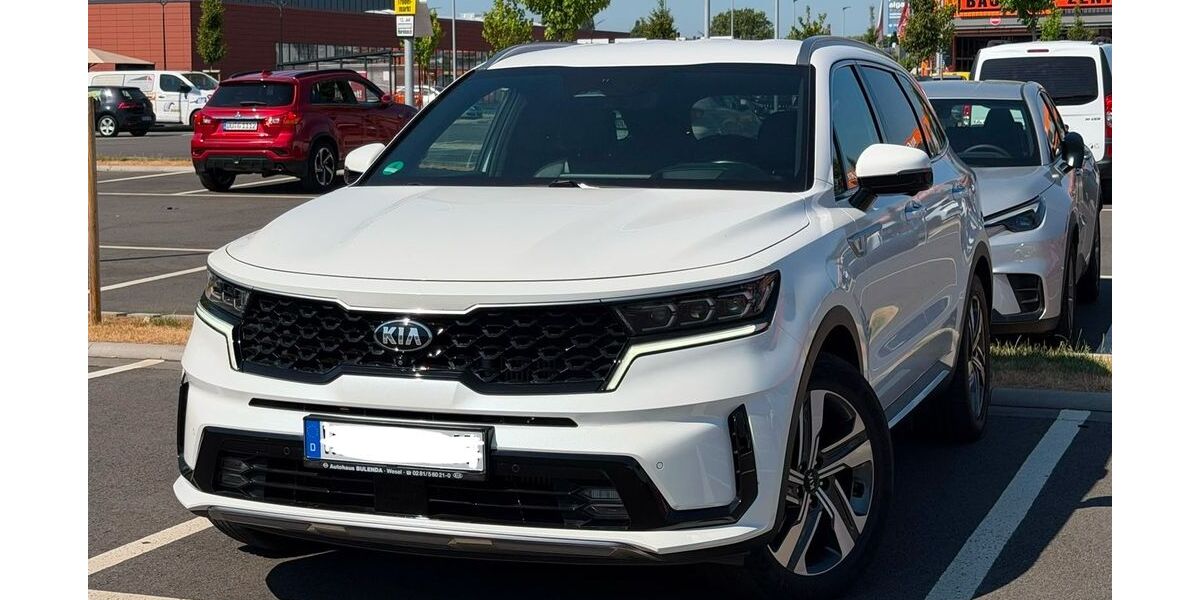Kia Sorento 48.800 km 32.831 &euro; Düsseldorf 40474