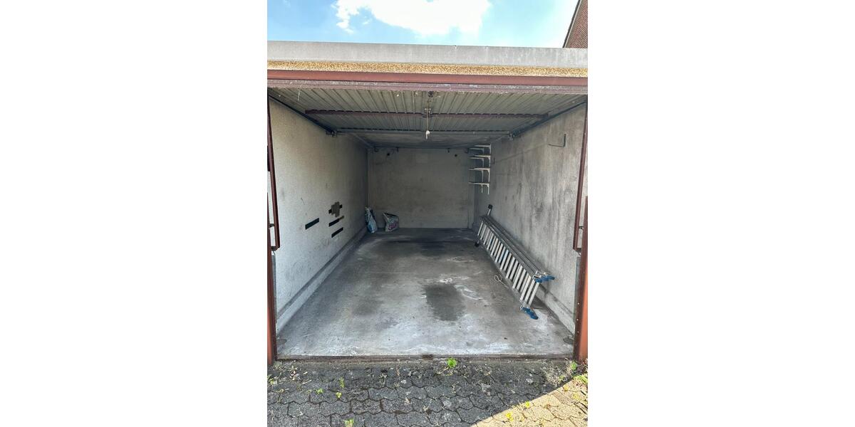 Reihenhaus Meerbusch Kierst - 5.5 Zimmer, 135 m&sup2;, 1.810&euro; | Angebot:25511647