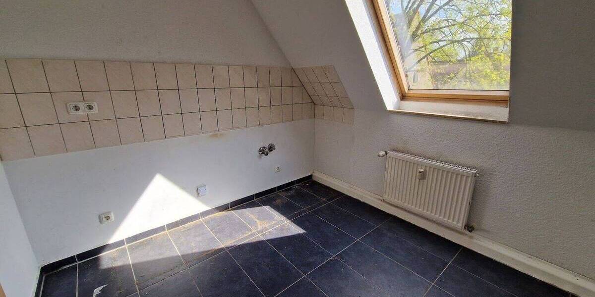 So gemütlich - schöne 2-Zimmer-Wohnung im Dachgeschoss, 1 Nettokaltmiete frei (2. Monat) 2 zimmer