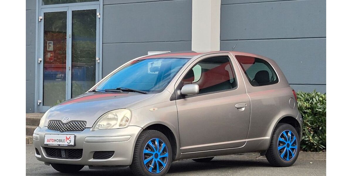 Toyota Yaris 119.000 km 2.499 &euro; Mülheim an der Ruhr 45475