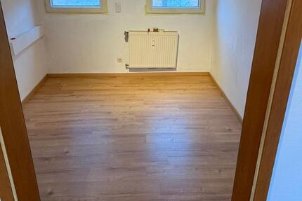 WG- Zimmer für frau in Uerdingen - Krefeld 3 zimmer