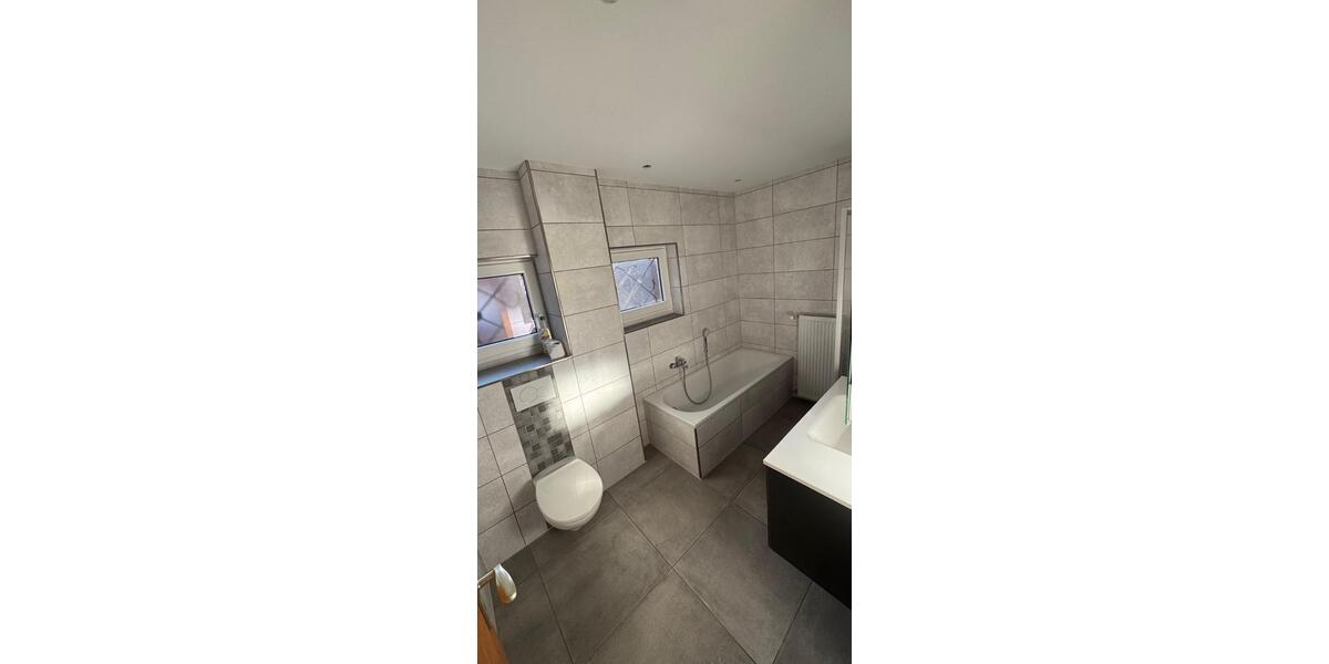 Doppelhaushälfte Oberhausen Schmachtendorf - 5 Zimmer, 120 m&sup2;, 479.000&euro; | Angebot:25250334
