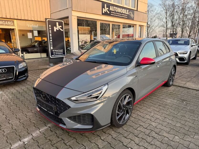 i30