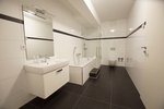 Moderne und großzügige 5 Zimmer-Wohnung über zwei Etagen mit separatem Eingang und Einbauküche - Maisonettenwohnung Düsseldorf Heerdt | Angebot:26971454