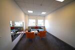 Büro- oder Praxisfläche mit zentraler Lounge in verkehrsgünstiger Lage
