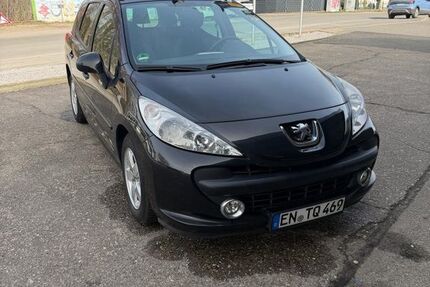 Peugeot 207 149.000 km 3.700 &euro; Bochum 44789