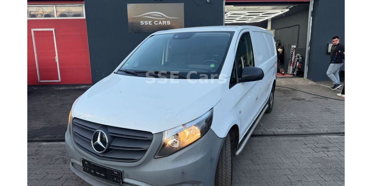 Mercedes-Benz Vito 124.200 km 10.990 &euro; Bochum 44795