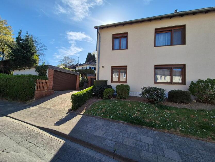 Doppelhaushälfte 1-2 Familienhaus mit Baugrundstück Alt-Erkrath