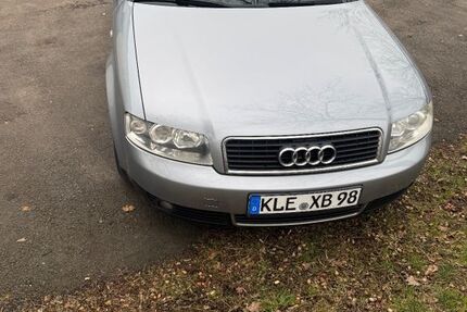Audi A4 208.000 km 3.500 &euro; Alpen 46519
