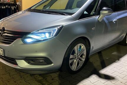Opel Zafira Tourer 149.000 km 9.999 &euro; Oberhausen 46049