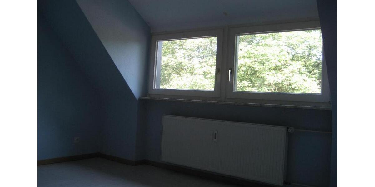 Dachgeschoßwohnung Duisburg Walsum - 3.5 Zimmer, 55 m&sup2;, 396&euro; | Angebot:25607990