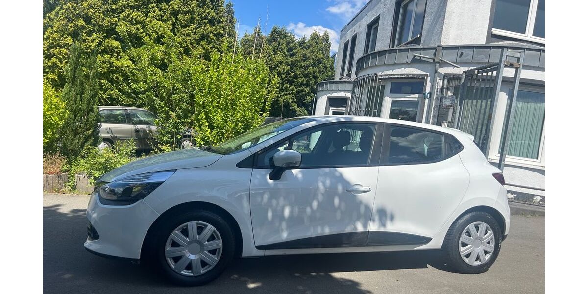 Renault Clio 46.900 km 5.999 &euro; Essen 45326