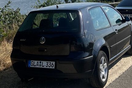 VW Golf 154.000 km 2.900 &euro; Herten 45701