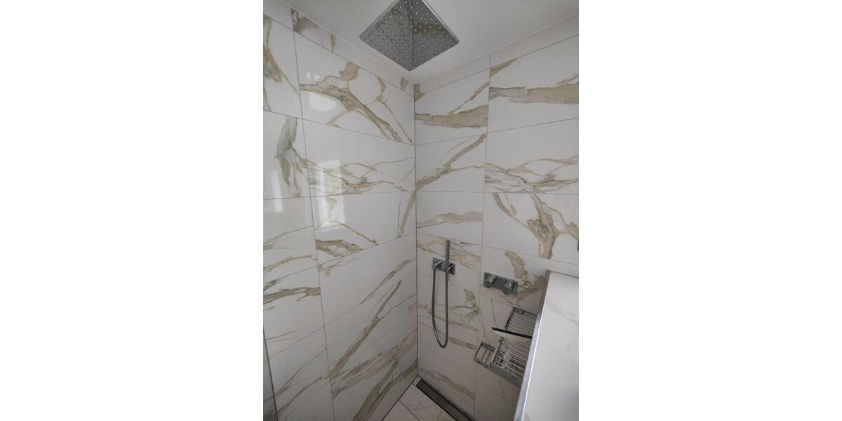 Designer Maisonette-Wohnung nähe Zoopark mit Blick ins Grüne, Fussbodenheizung, Kamin, Terrasse 5 zimmer