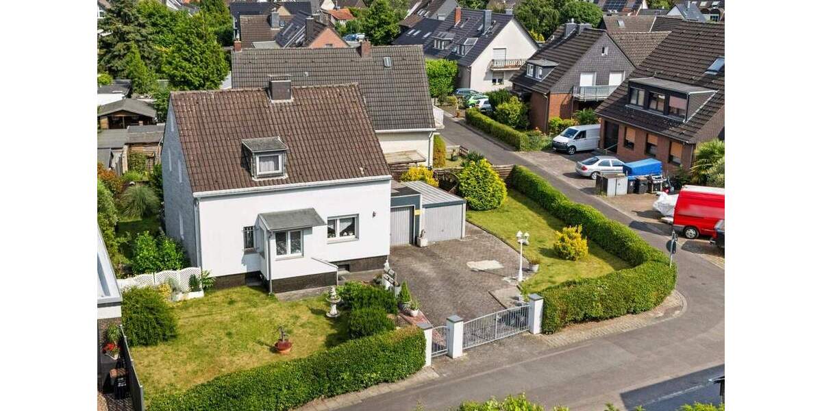 Mehrfamilienhaus, Wohnhaus Düsseldorf Oberbilk - 5 Zimmer, 123 m&sup2;, 590.000&euro; | Angebot:24748904