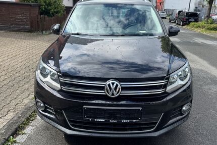 VW Tiguan 91.000 km 11.199 &euro; Gelsenkirchen 45879