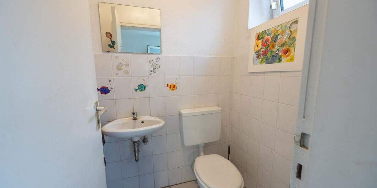 Großzügiges Reihenendhaus mit Garten in Krefeld-Bockum 5 zimmer